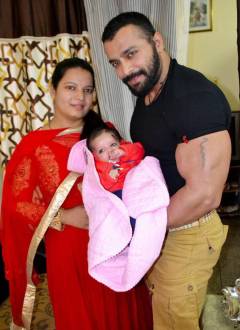 Saurabh Raj Jain & wife Riddhima
