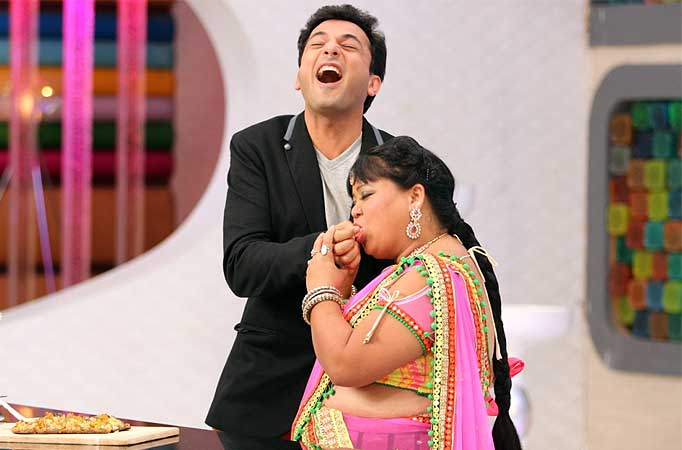 Bharti bites Vikas Khanna in Star Plus' MasterChef!