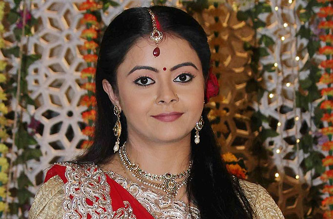 Gopi to bridge differences between her and family members in Star Plus