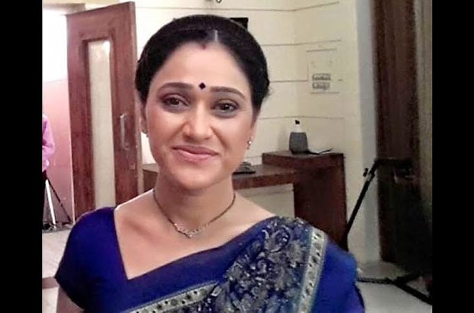 Disha Vakani desktop Wallpapers