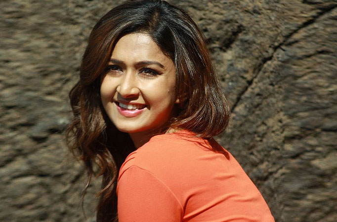 Farnaz Shetty to play grown up Manu in &TV’s Waaris