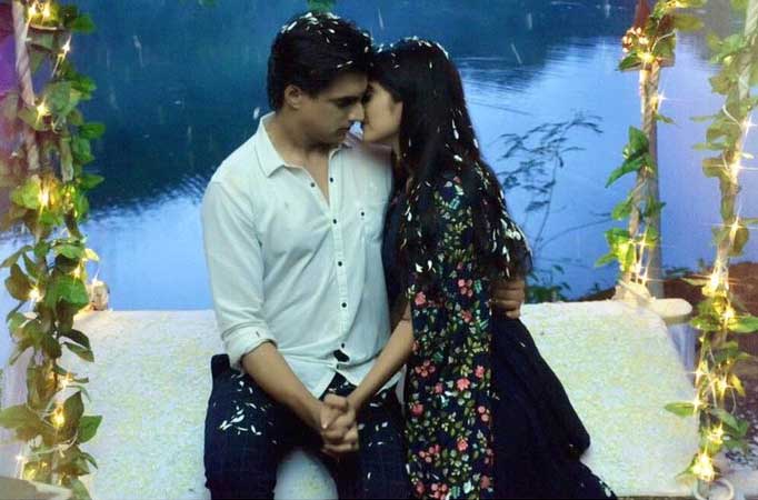 ‘THESE’ pictures prove that Mohsin Khan and Shivangi Joshi are head