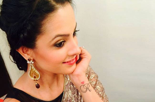 Anita Hassanandani desktop Wallpapers