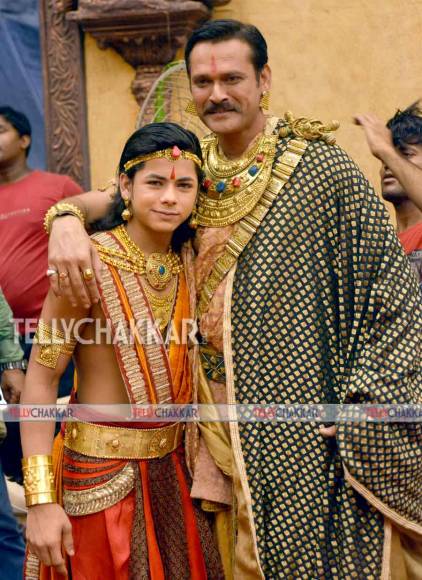 Celebration time on the sets of Chakravartin Ashoka Samrat