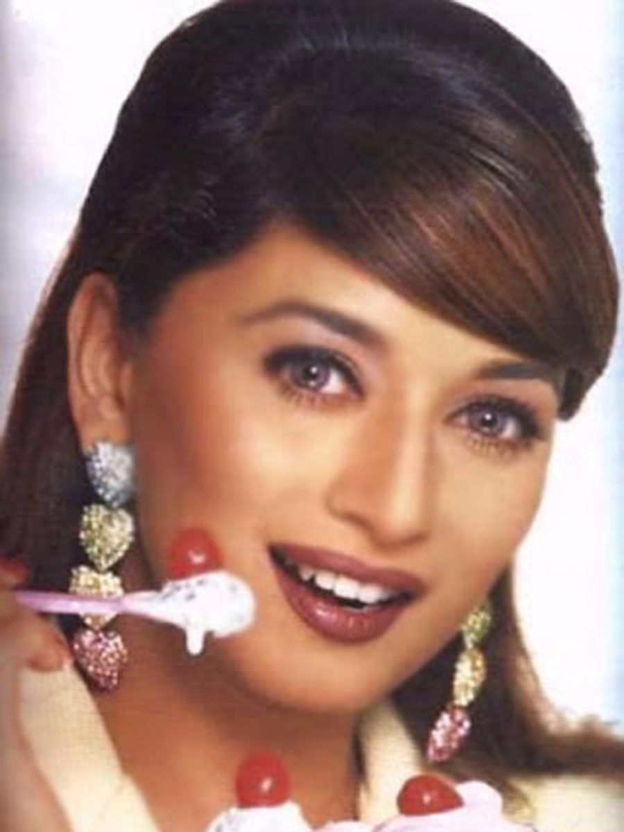 Birthday Special Rare Pictures Of Madhuri Dixit That Made Us Go Dhak Dhak 1648