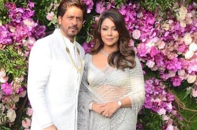 Shah Rukh Khan And Gauri Khans Th WEDDING Anniversary Check The MONOCHROME Photo