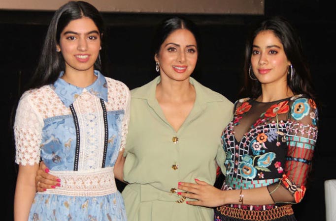 This Throwback Photo Of Janhvi Kapoor, Khushi Kapoor And Sridevi Is All ...