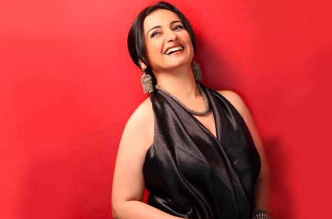 Divya Dutta comes out with her second book titled 'Stars In My Sky' thumbnail