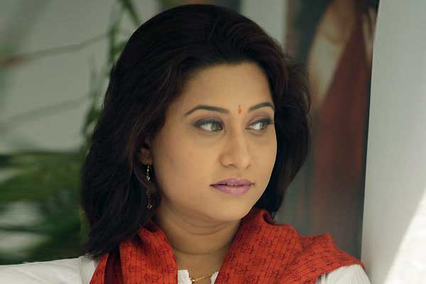 Suchitra Bandekar In Khamoshiyaan On Star Plus