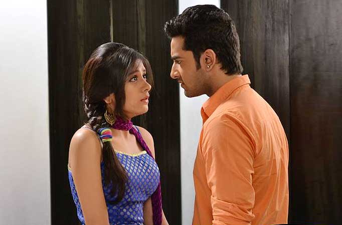 Anushka To Realise Her Love For Ayaan In Channel V S Crazy Stupid Ishq