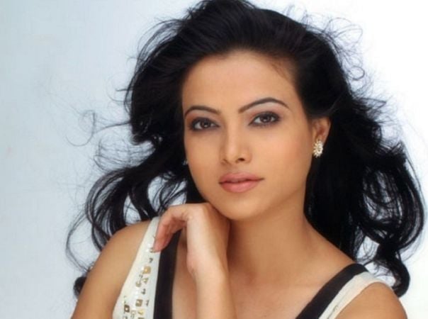 Sonal Parihar to enter Life OK’s Kaisa Yeh Ishq Hai as the new parallel ...