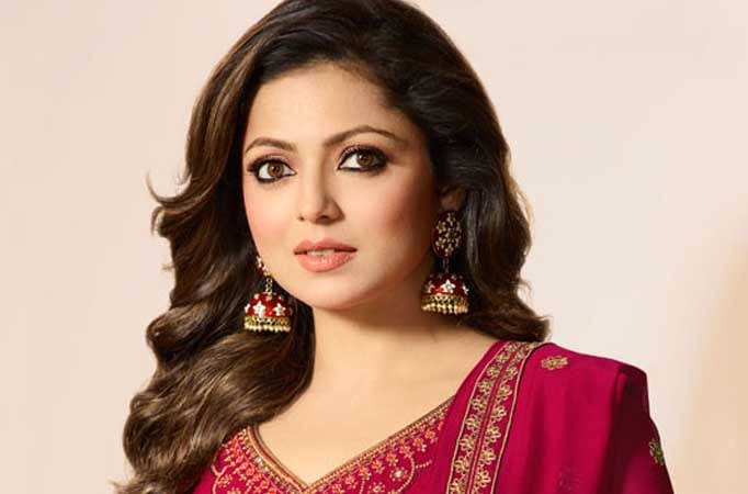 ‘THIS’ is what happened when Drashti Dhami DEMANDED an outdoor shoot!