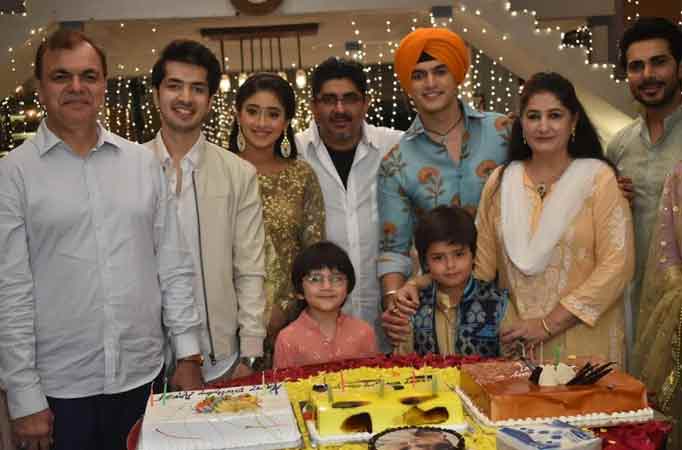 Mohsin Khan's birthday celebration on Rajan Shahi's set!