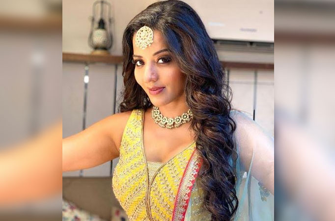 Nazar actress Monalisa relives her wedding moments in Bigg Boss house