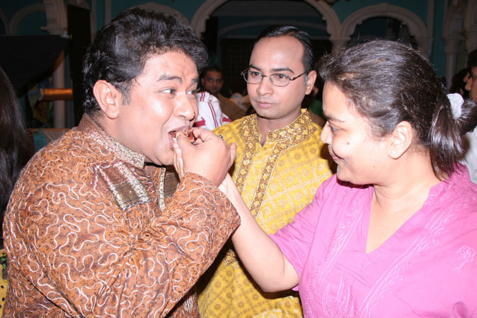 Ashiesh Roy, Manoj Goyal & Harshada Potnis