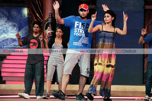 Mouni Roy, Vivian Dsena