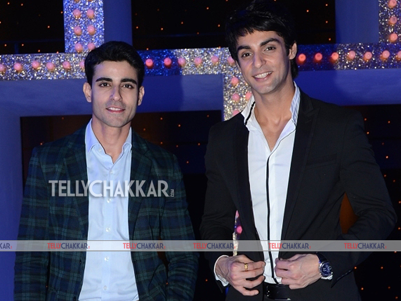 The host of the show: Gautam Rode and Karan Wahi