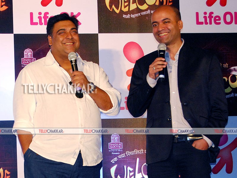 Ram Kapoor with Life OK channel head Ajit Thakur