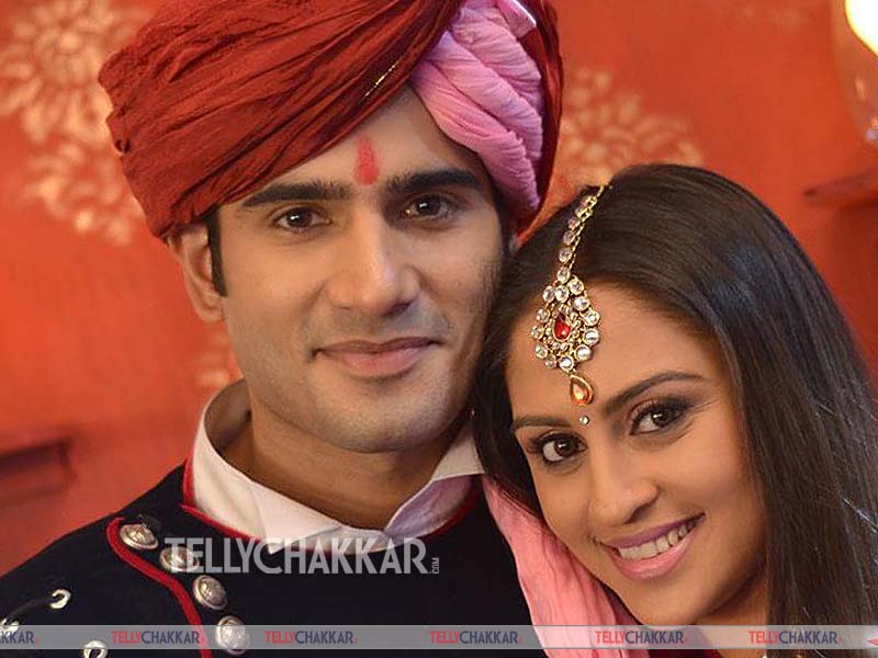 Viren and Jeevika in Ek Hazaaron