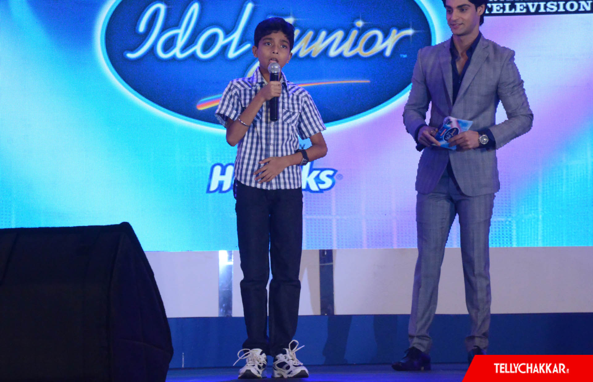 Indian Idol Junior contestant