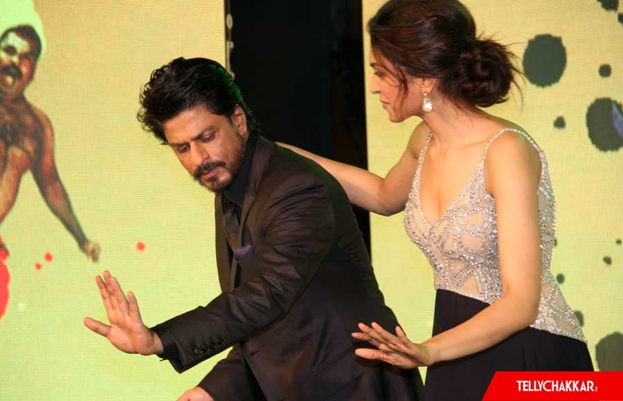 Shah Rukh Khan and Deepika Padukone 