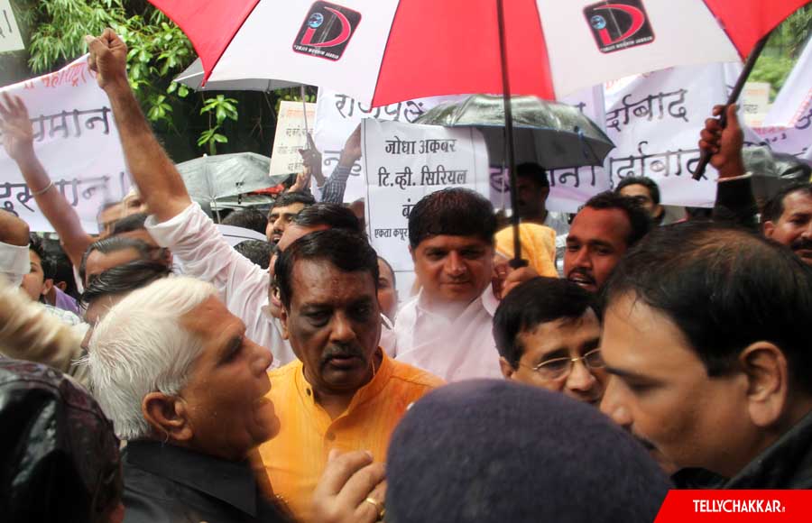 Members of Akhil Bharatiya Kshatriya Mahasabha protest outside Balaji office