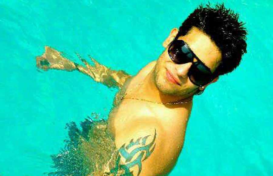 TV actors in swimming pool