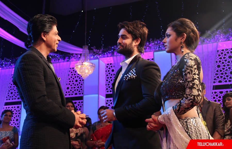 Shah Rukh Khan ,Vivian Dsena and Drashti Dhami