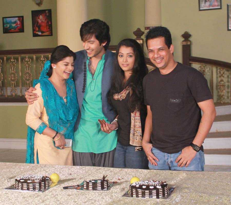 Sneha Wagh, Shivin Narang, Digangna Survanshi and producer Yash Patnaik