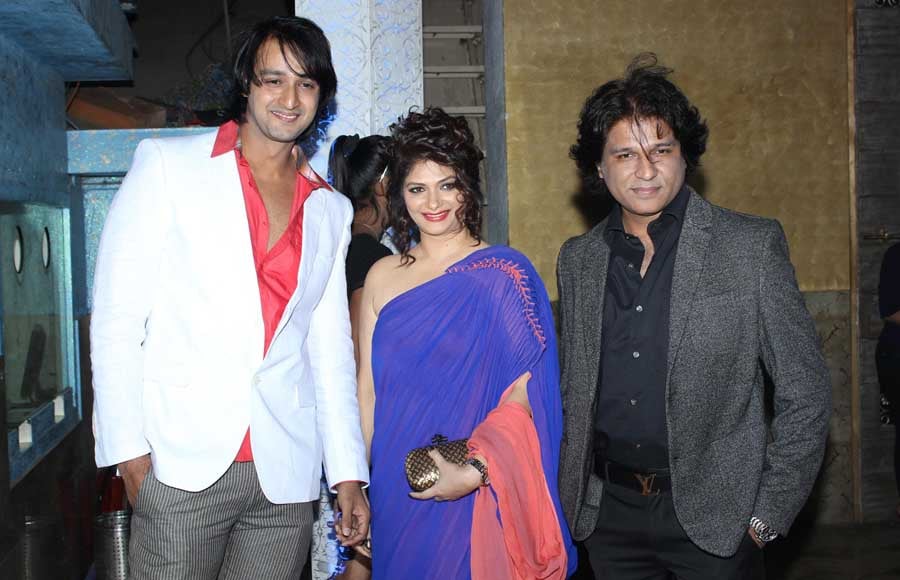 Saurabh Raaj Jain with Nikhil and Sohanna Sinha