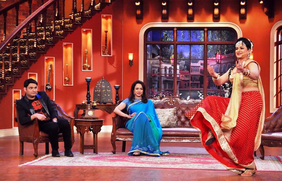 Hema Malini on the sets of Comedy Nights with Kapil