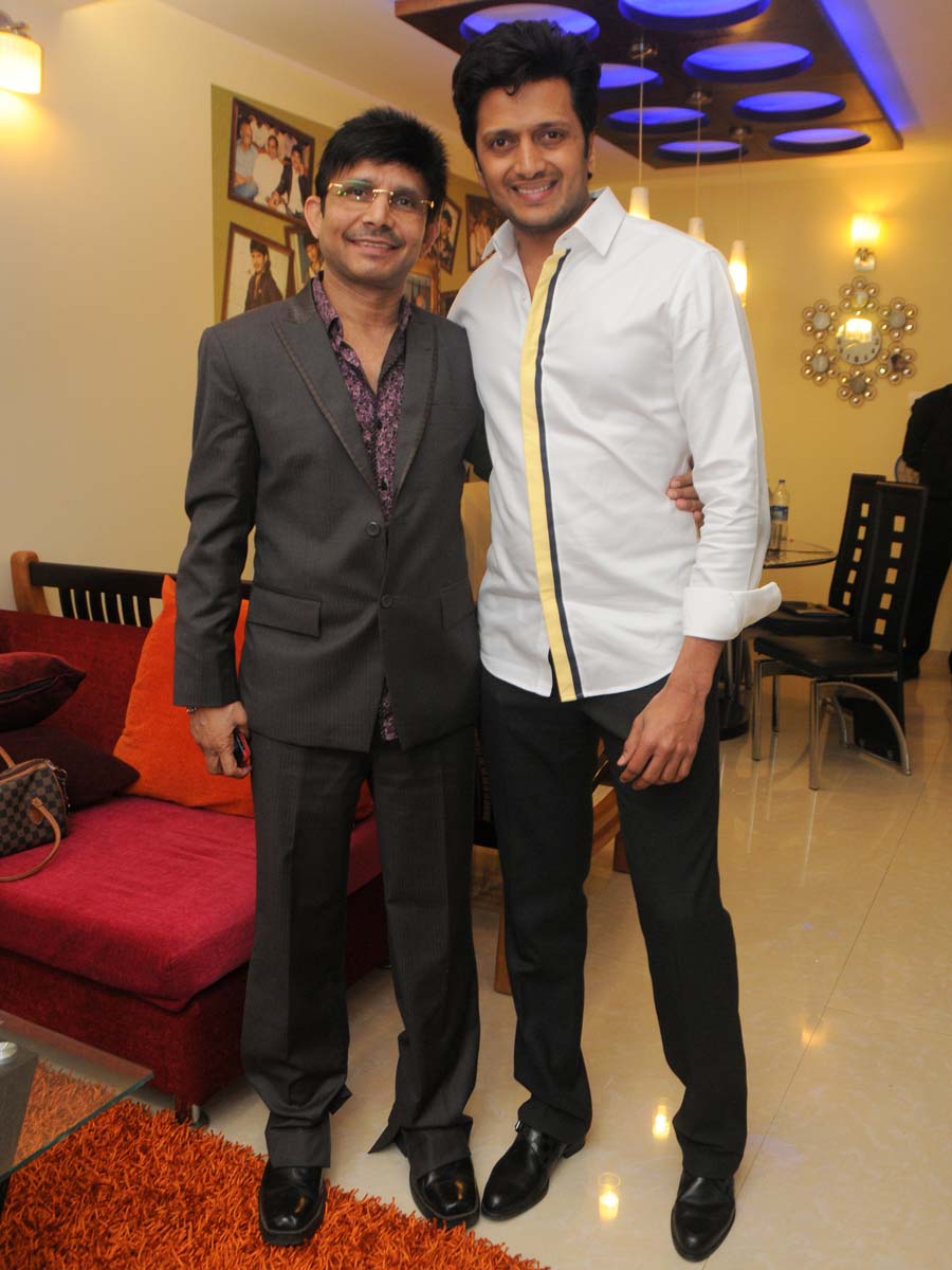 Kamaal R Khan with Ritesh Deshmukh