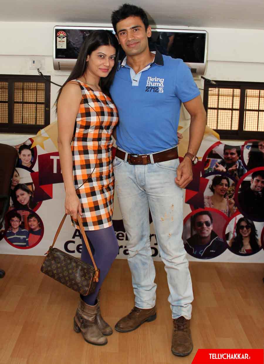  Sangram Singh and Payal Rohatgi