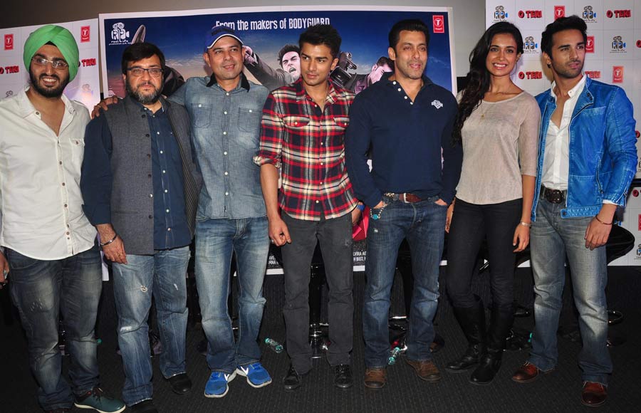 Director Umesh Bhisht,Atul Agnihotri,Bilal Amrohi,Salman Khan,Sara Jane Dias,Pulkit Samrat