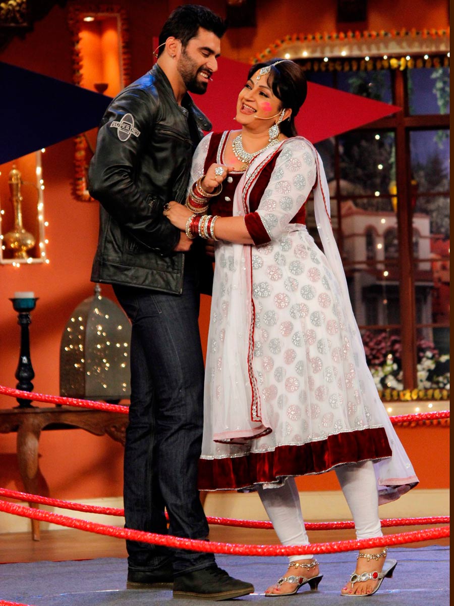 Holi Special on Comedy Nights with Kapil