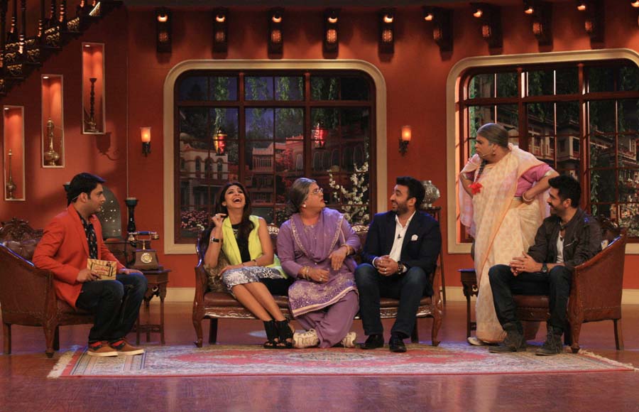 Kapil Sharma,Shilpa Shetty,Ali Asgar, Raj Kundra ,Kiku Sharda And Harman Baweja