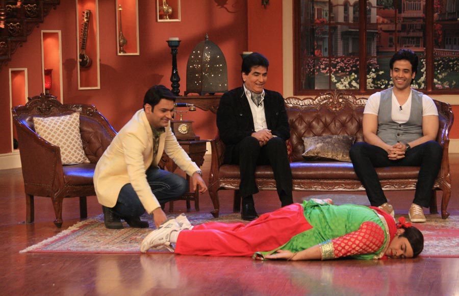 Kapil Sharma, Jeetendra, Tusshar Kapoor and Kiku Sharda