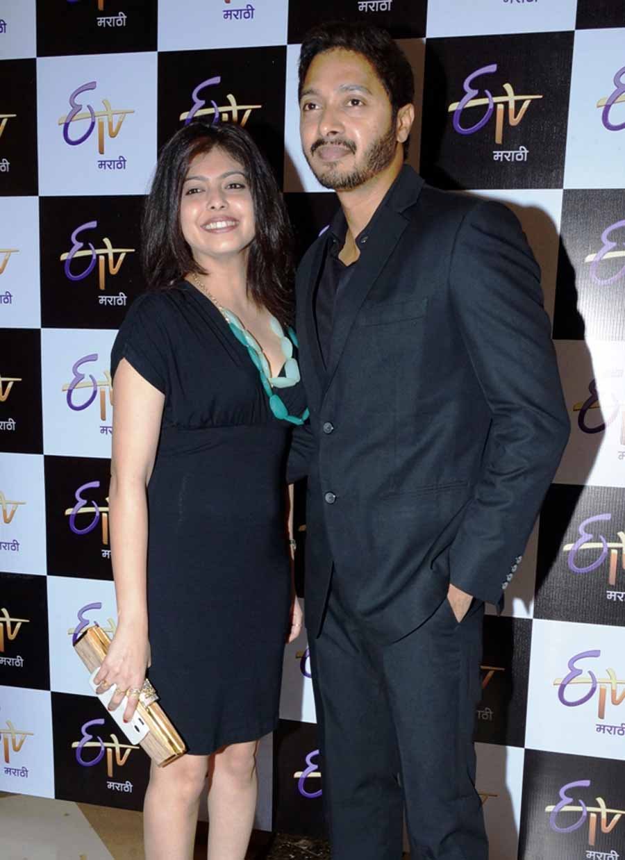 Shreyas Talpade with wife