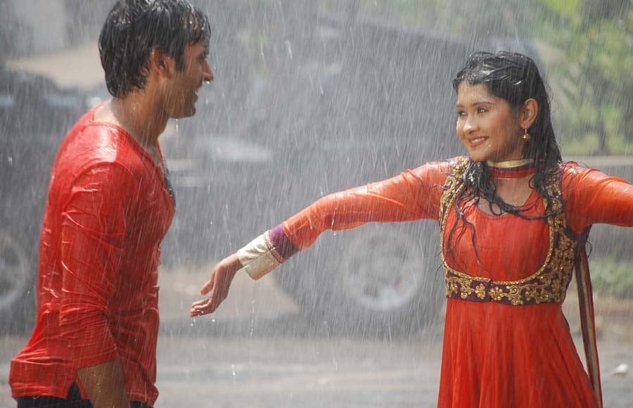 Mishkat Varma and Kanchi Singh