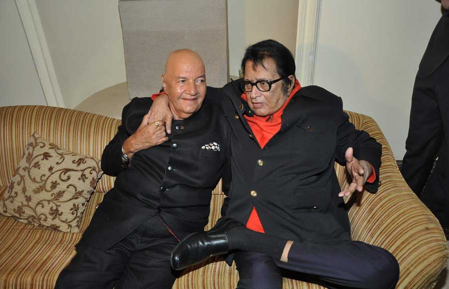 Prem Chopra And Manoj Kumar