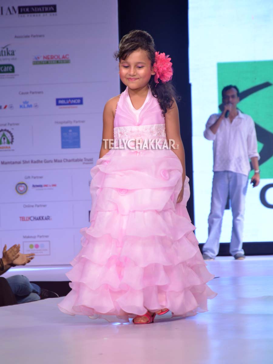 Tellychakkar.com supports Smile Foundation's Ramp for Champs