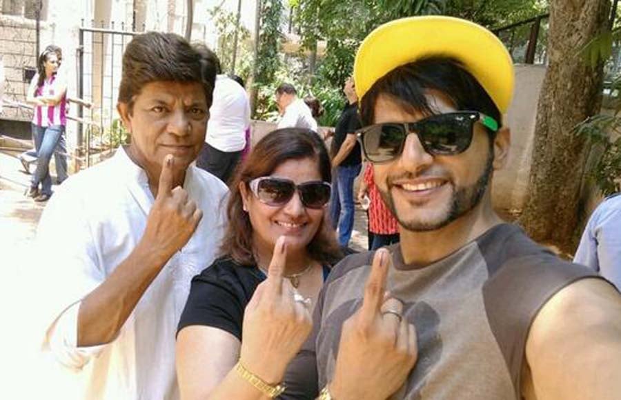 Karanvir Bohra with family