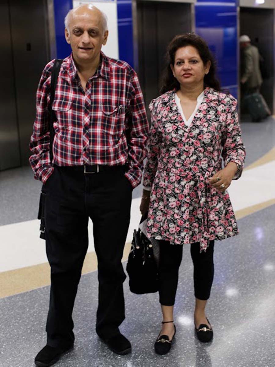 Mukesh Bhatt with Wife