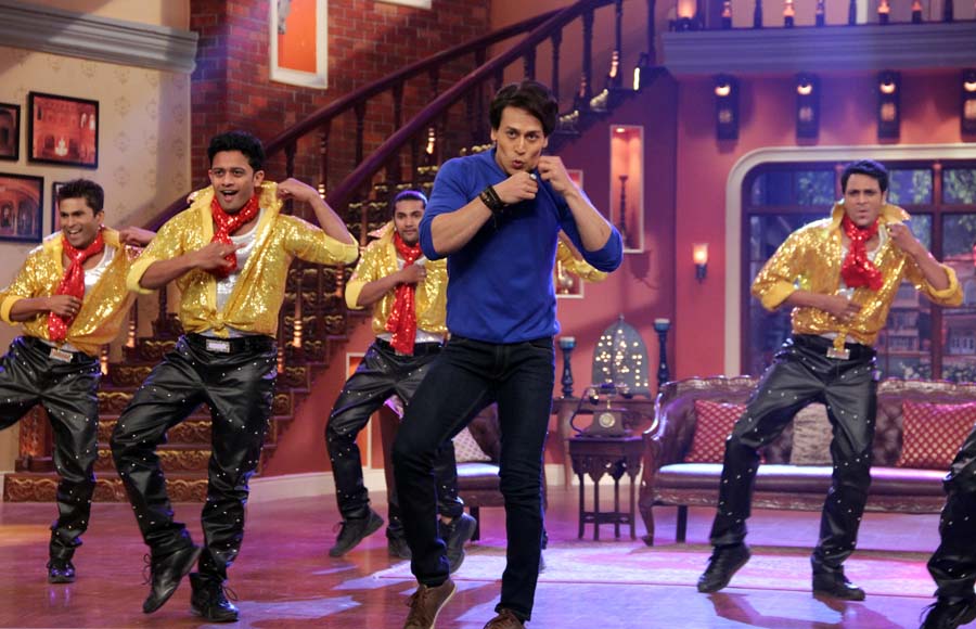 Tiger Shroff and Jackie Shroff on Comedy Nights With Kapil