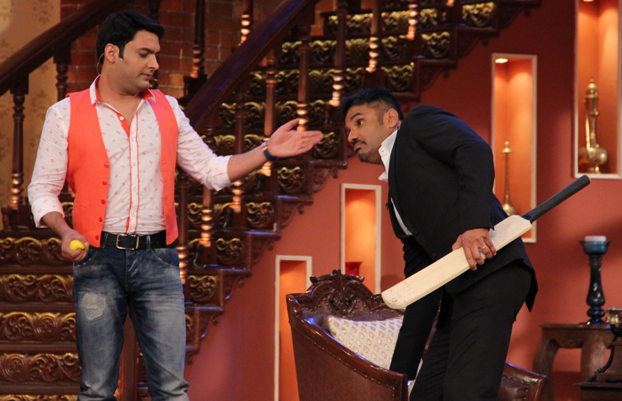 Sunil Shetty on the sets of Comedy Nights With Kapil with Kapil Sharma