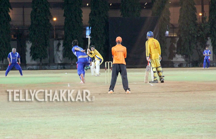 Cricket Match: Team Rangrasiya and Beintehaa