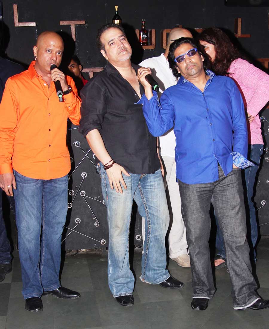 Naved Jaaferi, Ravi Behl and Longienus fernandes 