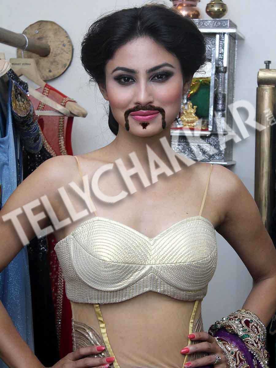 Mouni Roy