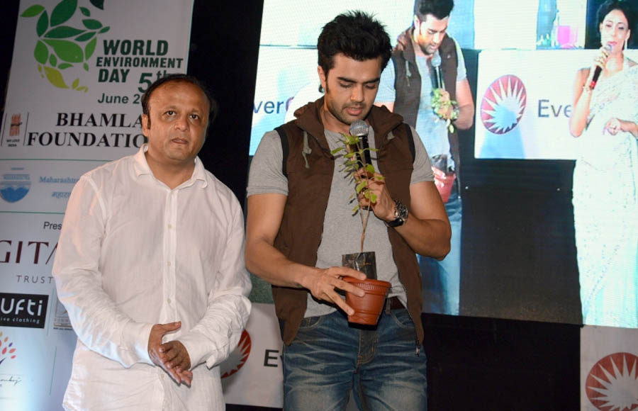 Asif Bhamla & Manish Paul