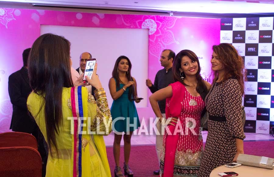 Tellychakkar.com presents Anmol Jewellers Divas for Design